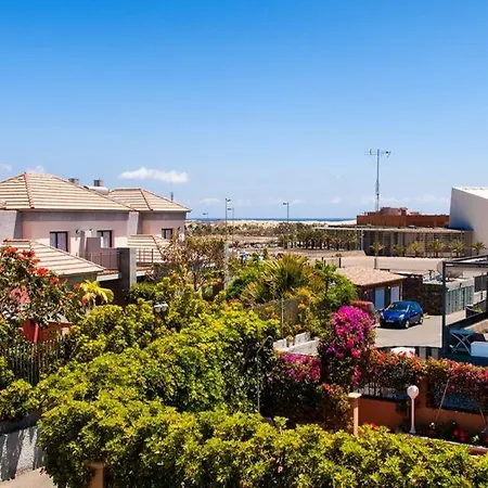 Sleeps 8 Pool Air Con Wifi Villa *