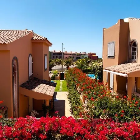 Sleeps 8 Pool Air Con Wifi Villa *