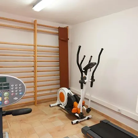 Sleeps 8 Pool Air Con Wifi Villa *